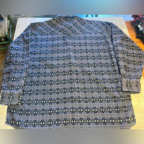 Pendleton Shirt - Picture 8 of 8